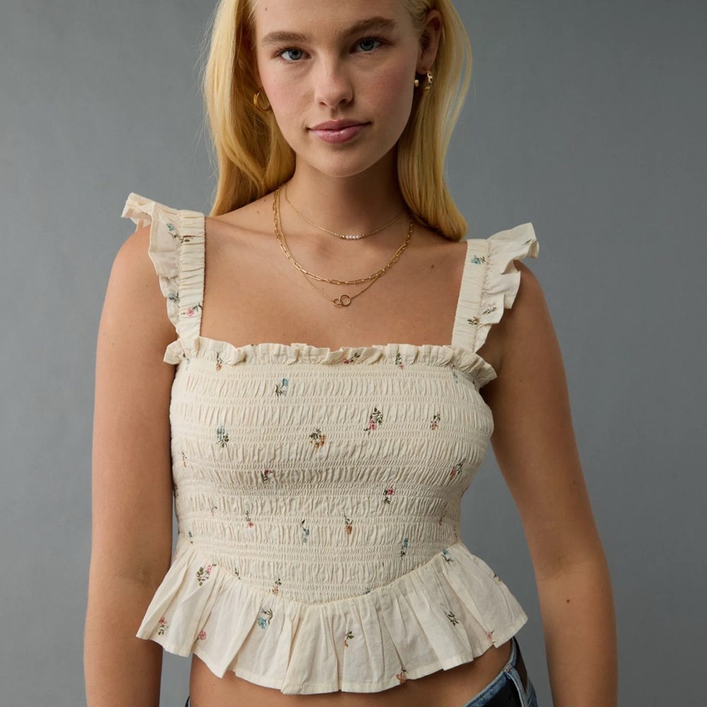 American Eagle Outfitters Cream Floral Rouched Tank Top